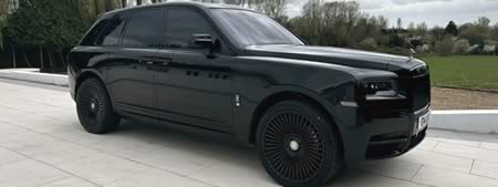 Black Rolls-Royce Cullinan