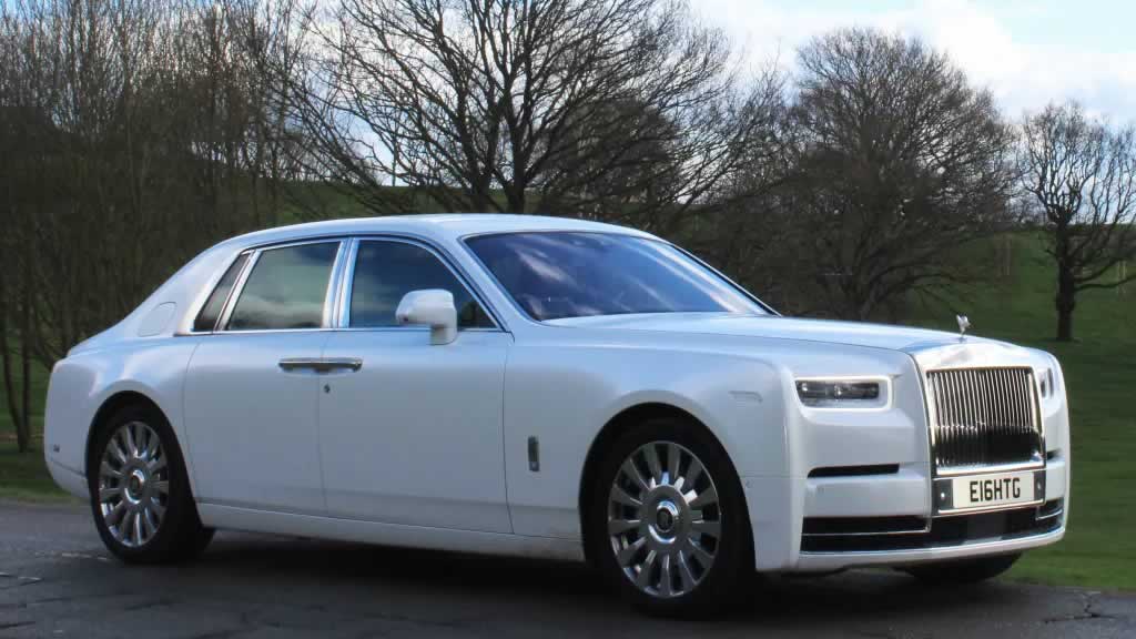 Rolls-Royce Phantom 8 exterior 3/4 driver side