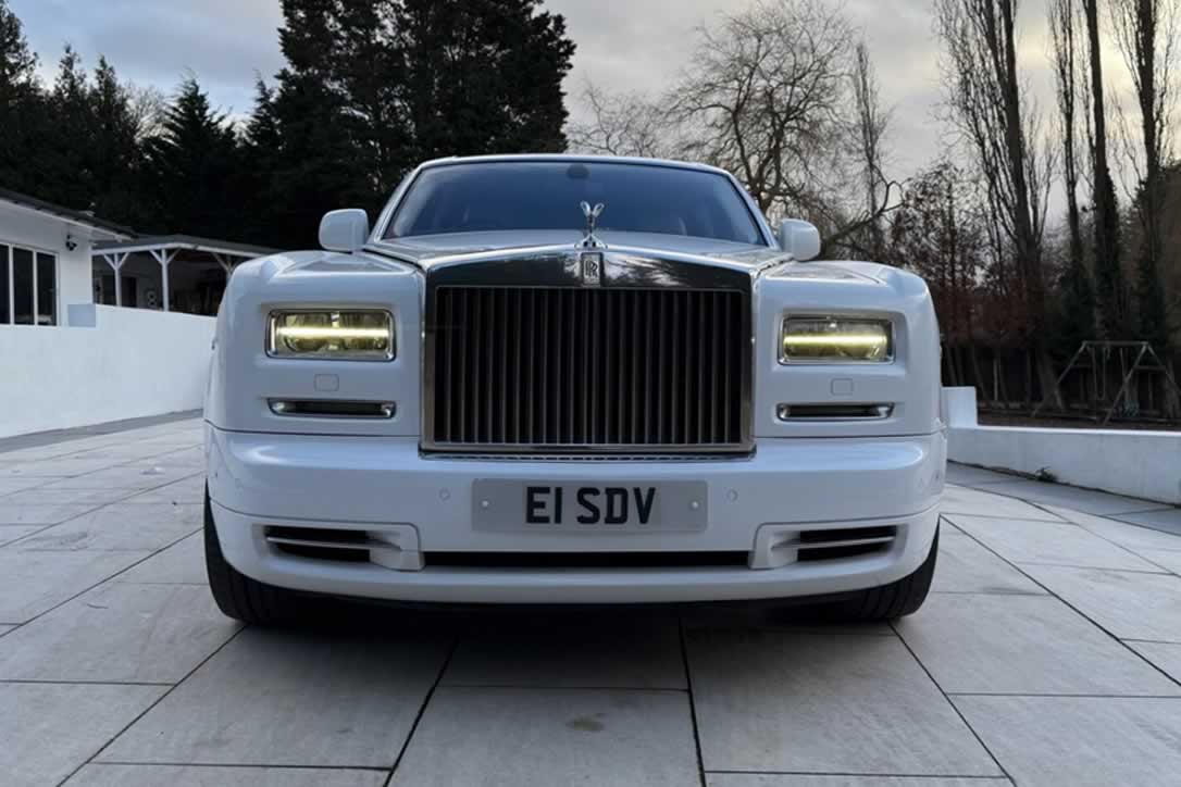 Rolls-Royce Phantom VII Series II front