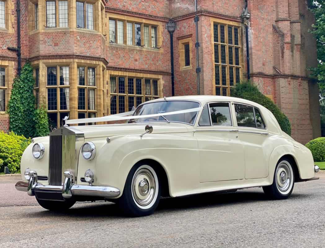 Rolls-Royce Silver Cl.oud side view